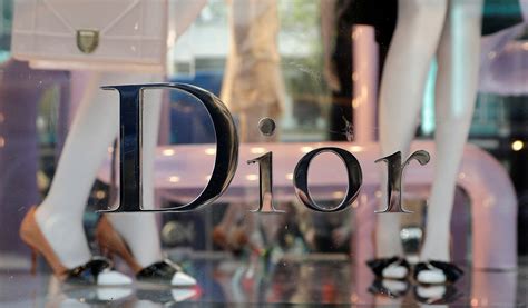 dior exploitation